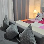 Apartamento Cave -1 Estudio Inteiro No Areeiro Em *