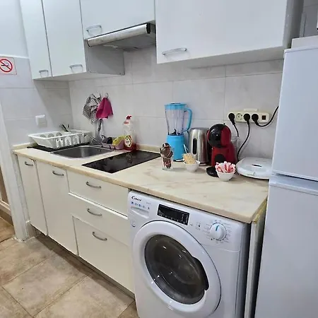 Cave -1 Estúdio Inteiro No Areeiro Em *