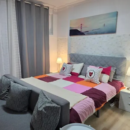 Cave -1 Estudio Inteiro No Areeiro Em Appartement Lissabon